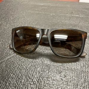 Ray-Ban Wayfarer Sunglasses